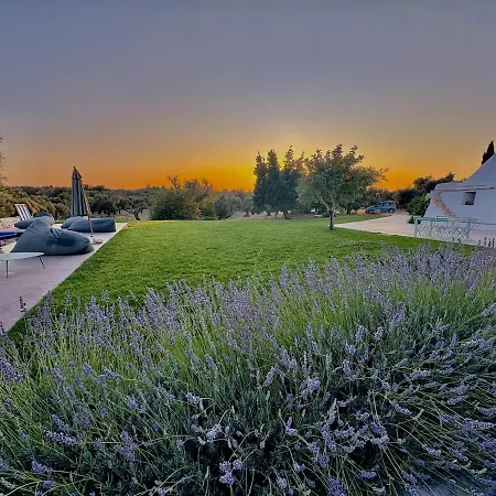 Trullo Nomad Glass Cube