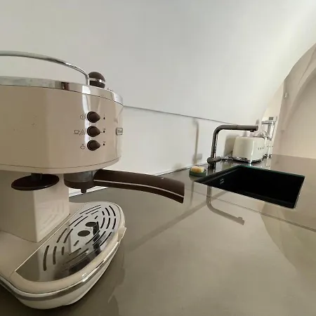 Trullo Nomad Glass Cube San Michele Salentino