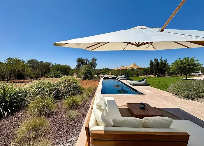 Trullo Nomad Glass Cube San Michele Salentino