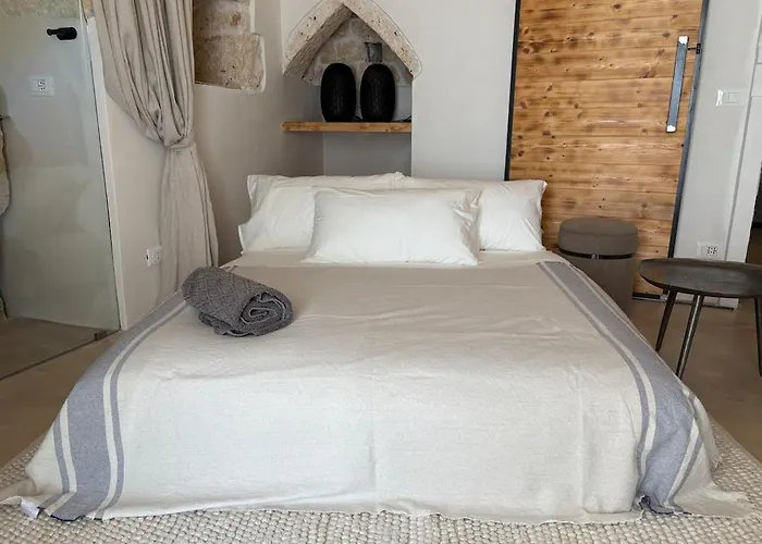 Villa Trullo Nomad Glass Cube *