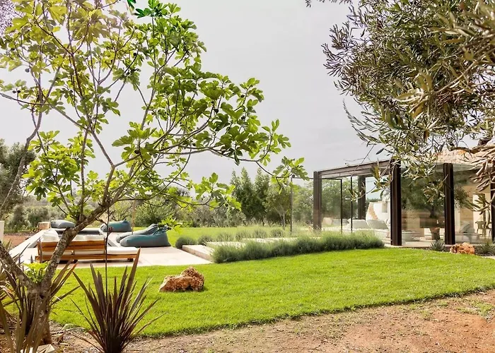 Villa Trullo Nomad Glass Cube *