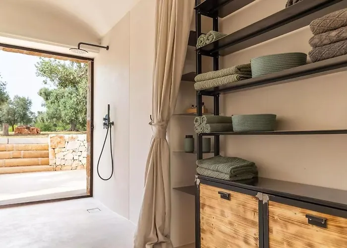 Trullo Nomad Glass Cube * San Michele Salentino