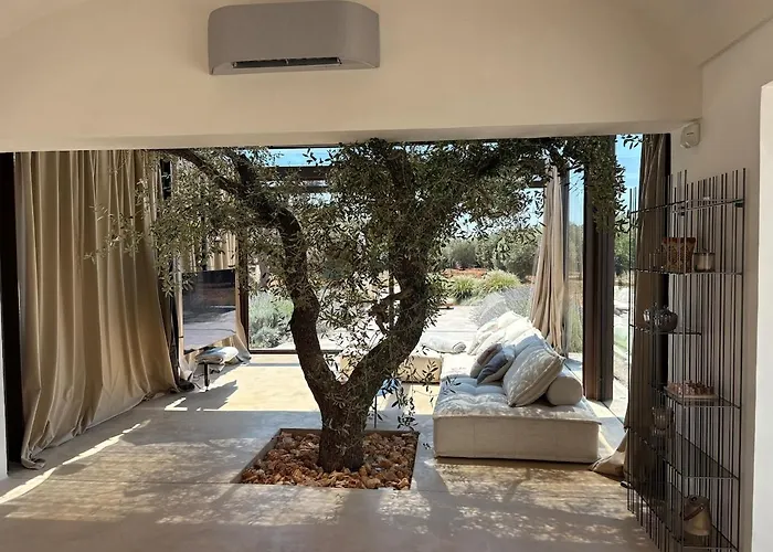 Trullo Nomad Glass Cube * San Michele Salentino