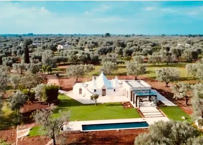 Trullo Nomad Glass Cube Villa