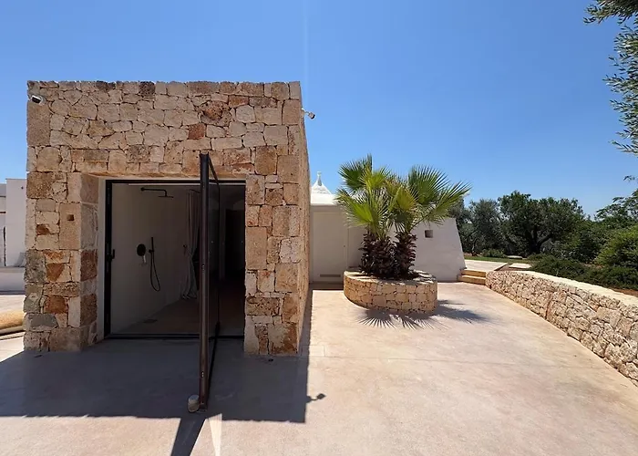 Villa Trullo Nomad Glass Cube *