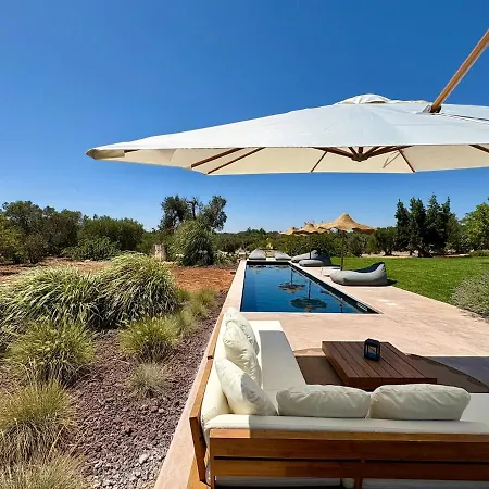 Trullo Nomad Glass Cube San Michele Salentino