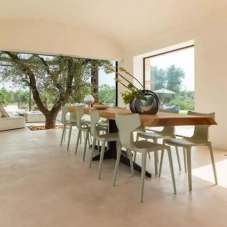 فيلة Trullo Nomad Glass Cube